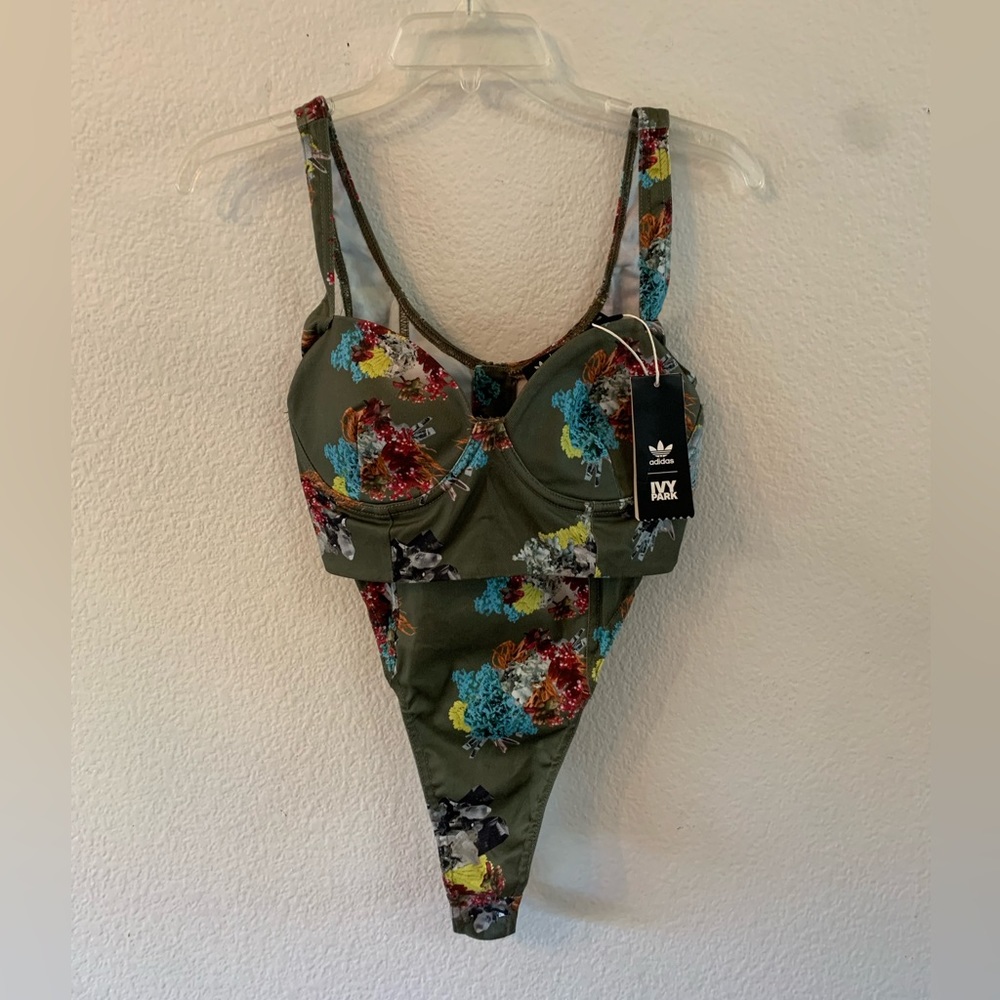NWT Adidas x Ivy Park Bodysuit Size Small Geode Crystal Print